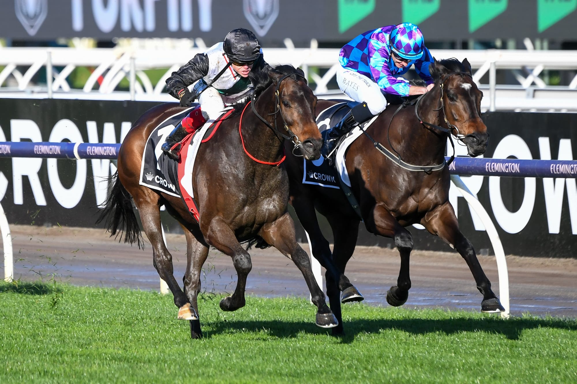 Mr Brightside wins the Makybe Diva Stakes.