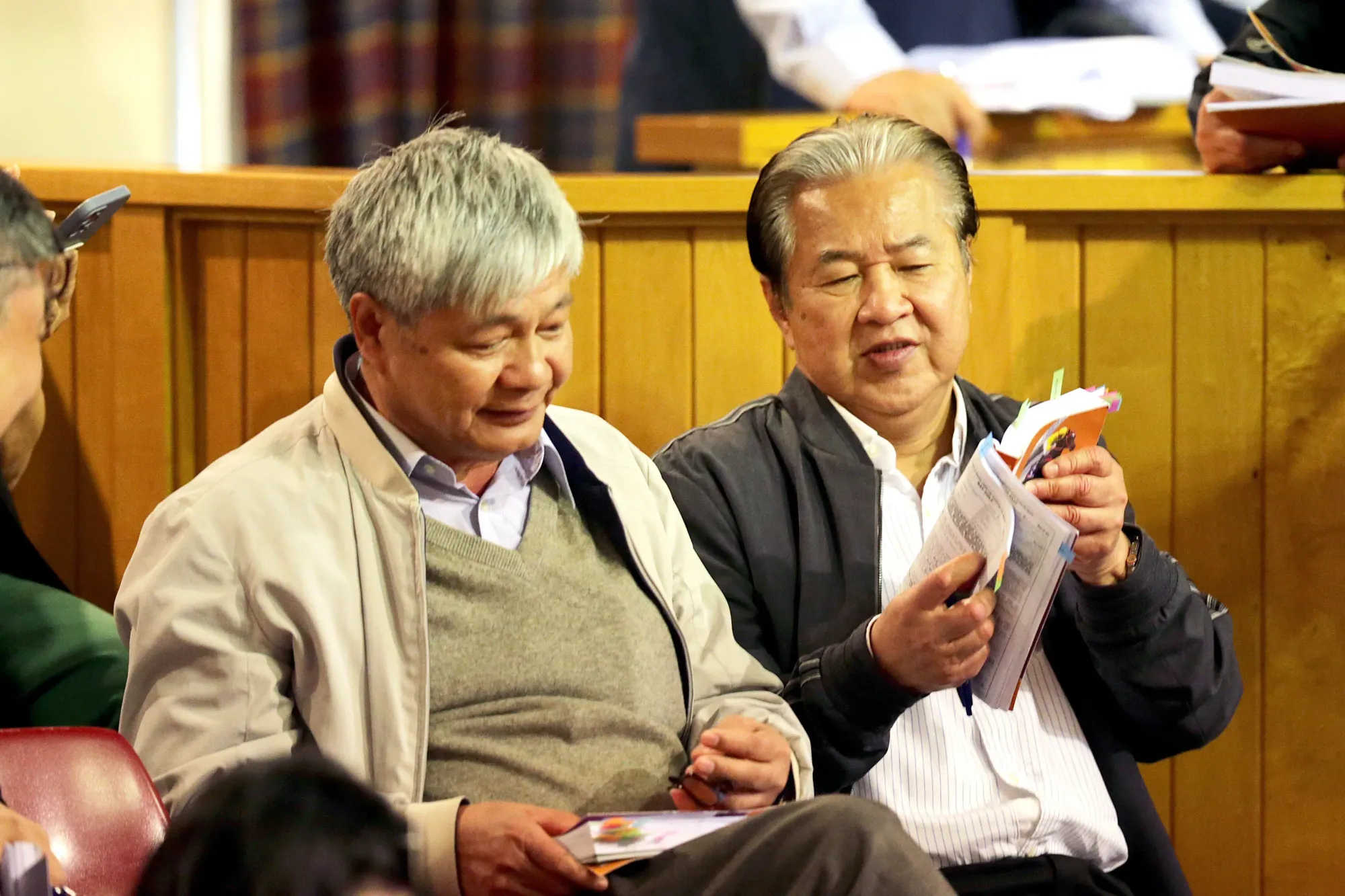 Prominent Hong Kong owners Mr Yeung Kin Man (right) and Mr Wong Kwun Keong.