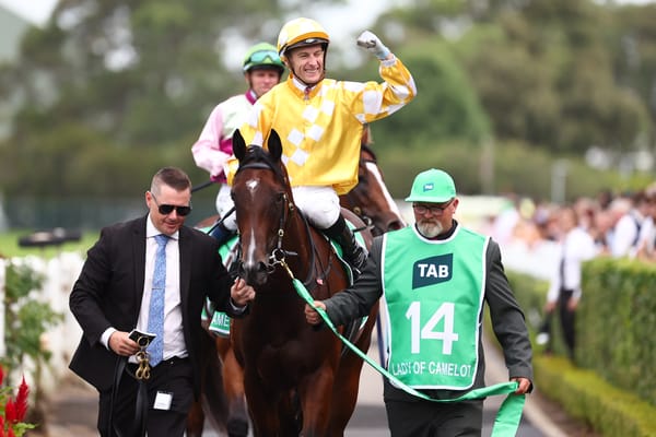 Tulloch Lodge reigns supreme as Lady Of Camelot wins Golden Slipper